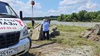 Укрепление береговой линии в Султанянгиюрт: Защита от паводков